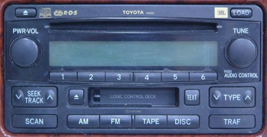 Toyota Highlander Club: 6-CD магнитола 2004